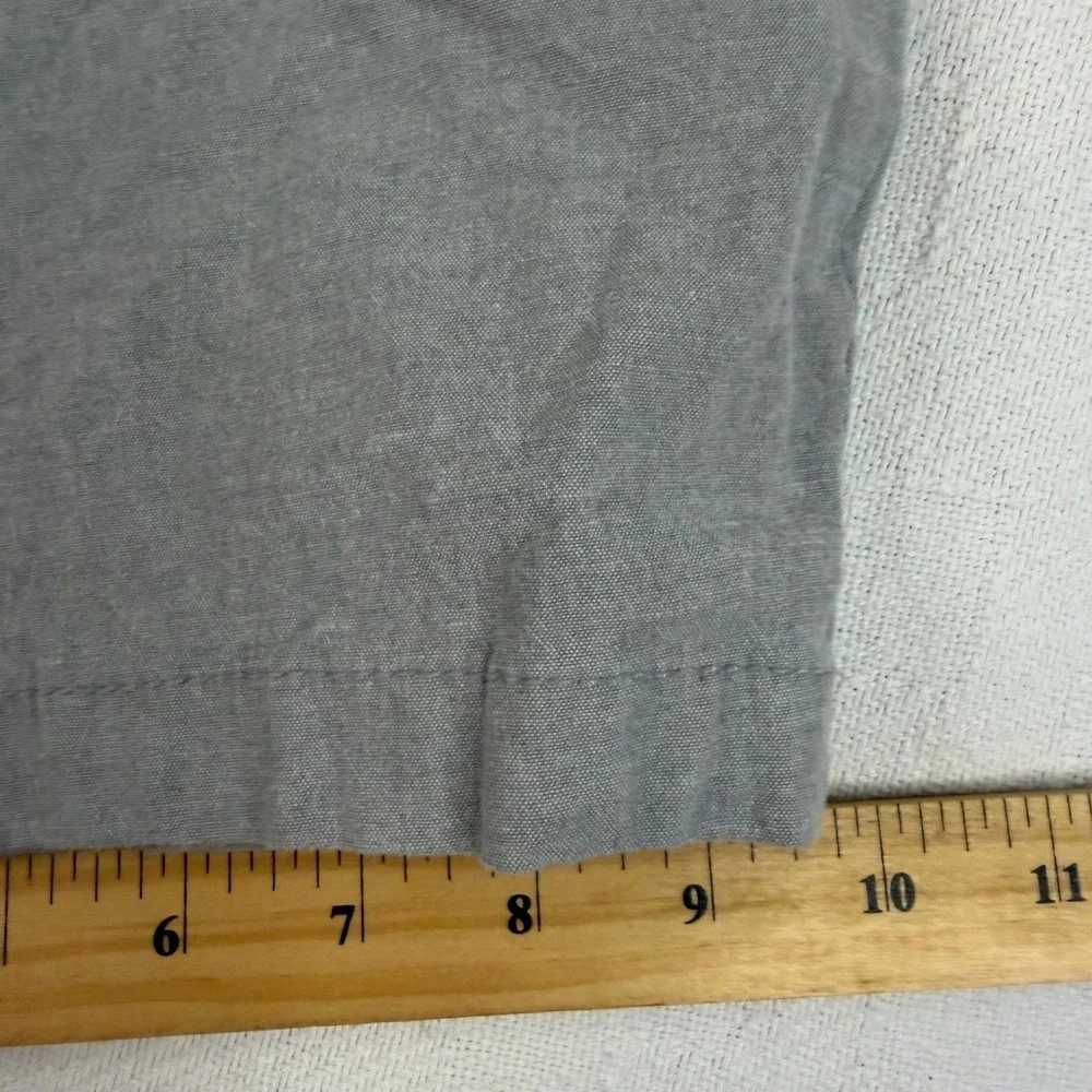 Old Navy Ultimate Slim Built-In Flex Gray Chino Shorts Mens 33 Solid Casual